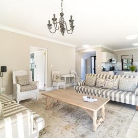 Winelands Golf Lodges 26, hotel en Stellenbosch