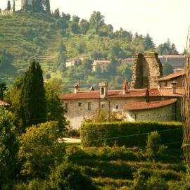 Castello di Cernusco Lombardone, hotel em Cernusco Lombardone