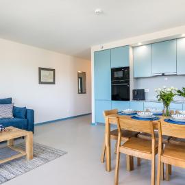 Apartament premium Piamola - balkon 33m2 z widokiem na Zalew Wiślany, ładowarka EV, box na rowery, basen, hotell i Kąty Rybackie