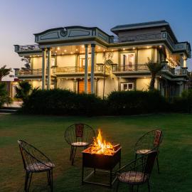 Alaya Stays Gold Palm Resort