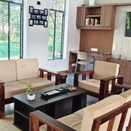 Moner Pukur, Hotel in Bolpur