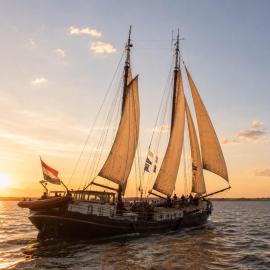 Zeilschip de Alliantie Kampen, hotel a Kampen