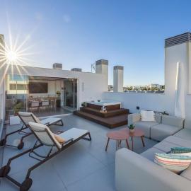 NEW Albufeira # Luxury Green Penthouse By ALzira, hotel a Albufeira