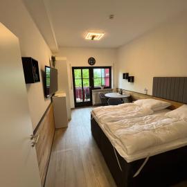 Modernes Apartment mit Bademantelgang zur Therme Bad Griesbach, hotel in Bad Griesbach