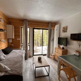 Studio rez de jardin Praloup