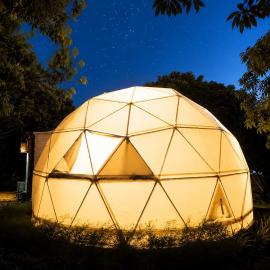 dôme bubble letchis, hotel di Petite Île