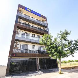 FabHotel Prime Hush & Suites - Manesar and Sector 86, hotel din Gurgaon