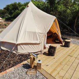 Bluebell Hideaway luxury bell tent glamping By Air Premier, hotel in Alfriston