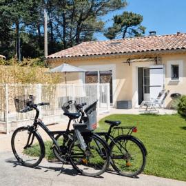 Sauna et Spa, piscine chauffée, Gîte le Carrousel, hotel a Piolenc