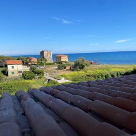 Monolocale a due passi dal mare, hotel em Ansedonia