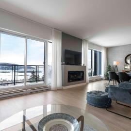 308 - Condo Le Victorien - Comfort Luxury & Pool, hotel in Baie-Saint-Paul