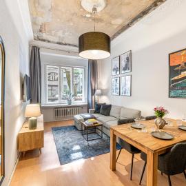 The Gleditsch - Central Schöneberg location, 1BR, 1 living room, group friendly, ideal for 2 - 4 Guests, hotel v Berlíně