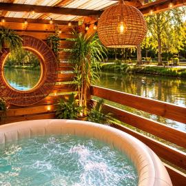 Péniche Chaleureuse avec jacuzzi Toulouse centre, hotel in Toulouse