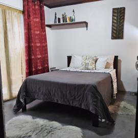 Apartamento vista al jardín, cocina externa, מלון בהרדיה