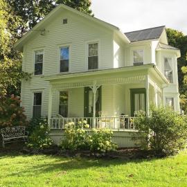 1860 French Country Farmhouse Sleeps 10