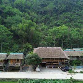 Mr Thien Traditional homestay & bungalow, hotel v mestu Làng Xa