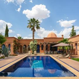 Viesnīca Villa Breihz 4 suites private pool Amizmiz road pilsētā El Aïn