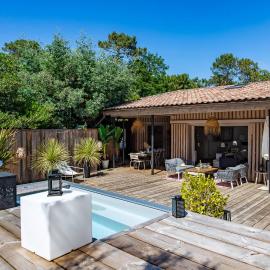 Magnifique Villa avec jacuzzi les 44Hectares, hotel in Cap-Ferret