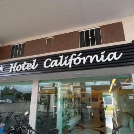 Hotel Califórnia, хотел в Канинде