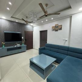 2bhk penthouse with open tarace, hotel a Vadodara
