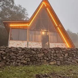 Chale Pedra do Sol, hotel in Caxias do Sul