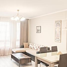 Lux 2 Central Apartment with Garage