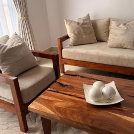 Lakefront 2-bedroom with swimming pool in Entebbe