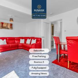 Springhill Townhouse - 3 Bedrooms, Great Views, Newly Refurbished, Free Parking, Free Wifi, River View, Dock, Eden Views, Fully Equipped, RELOCATION FAVOURITE by SUNRISE SHORT LETS DUNDEE