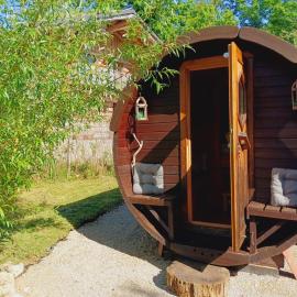 Lagarta , la buche, hotel u gradu Étival