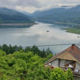 Apartmani Vlatkovic 2 Zavojsko jezero, Hotel in Zavoj