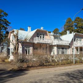 Villa Rosa Seaside Apartment in Hanko