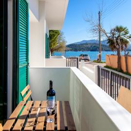 Coastline Studio Apartment Ligia Bay, hotel a Ligia