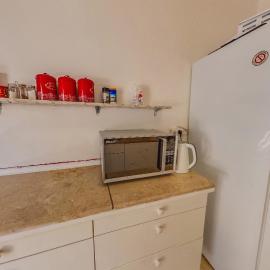 דירת נופש פרטית private flat low budget, viešbutis mieste Neve Zoharas
