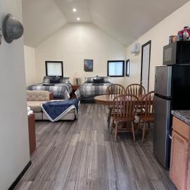 Glacier Peak Resort and RV Park、Rockportのホテル