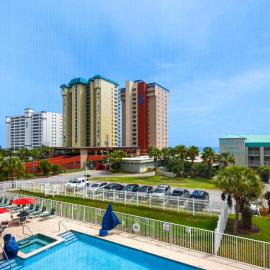 Destin Holiday Beach Resort, hotel i Destin