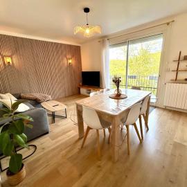 Maison 6 à 8 personnes, Jardin, Parking privé, hotel di Lavelanet