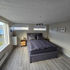 Cozy Apartment with Fjord View Þingeyri, отель в городе Þingeyri