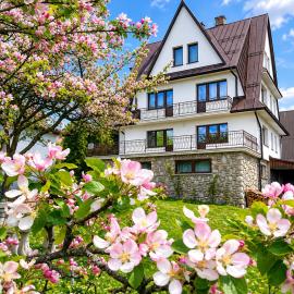 Apartament Kułachówka - Sielskie wakacje na wsi, własny sad, pasieka i ogród