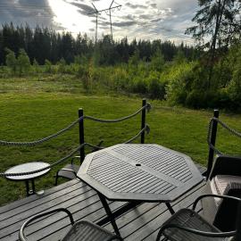 Villa with hot tub sauna max 10 people 20 minutes from the airport Helsinki, hotel en Tuusula