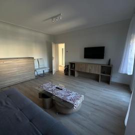 Newly renovated apartment with balcony, hotel a Langen