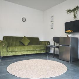 Livemore24 - Apartment 4 in Recklinghausen Hoch WLAN - Smart-TV - 24-7 Check-in und Küche، فندق في ريكلينغاوسين