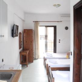 Solis Apartments, hotel di Kallithea