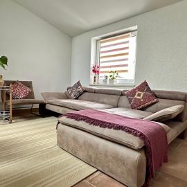 Modern apartment with space for 6, hotel i Weißenfels
