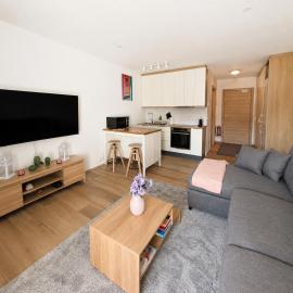 New Modern Apartment in Akureyri, hotel in Akureyri