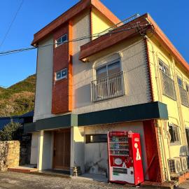 ハーミットクラブ, hotel i Goto