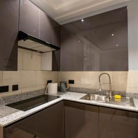 Studio Room with Kitchen, Accra - 2C, hotel a Chantan