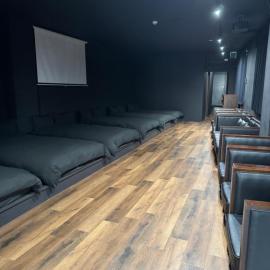 Black Penthouse Naha 最大12名宿泊可 118平米 国際通り沿い 牧志駅 徒歩5分, hotel v destinácii Naha