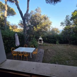 Beachside Villa, hotel in Quercianella