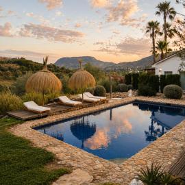 Finca Dariana Padel & Pool, hotel in Alora