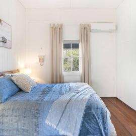 30A Urangan Beach Cottage (Front Property), hotel en Urangan